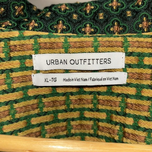 Urban Outfitters Green Patterned Jacket - great for St Pats day 🍀 - Picture 4 of 7